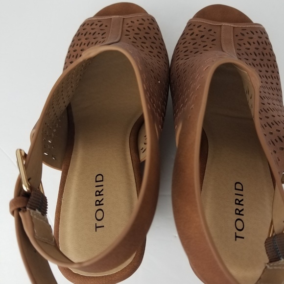 Torrid Women 10 Wedge Bootie Shoe Wide Width Strap - Picture 7 of 8